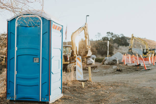 Best Portable bathroom rental  in Alton, IL
